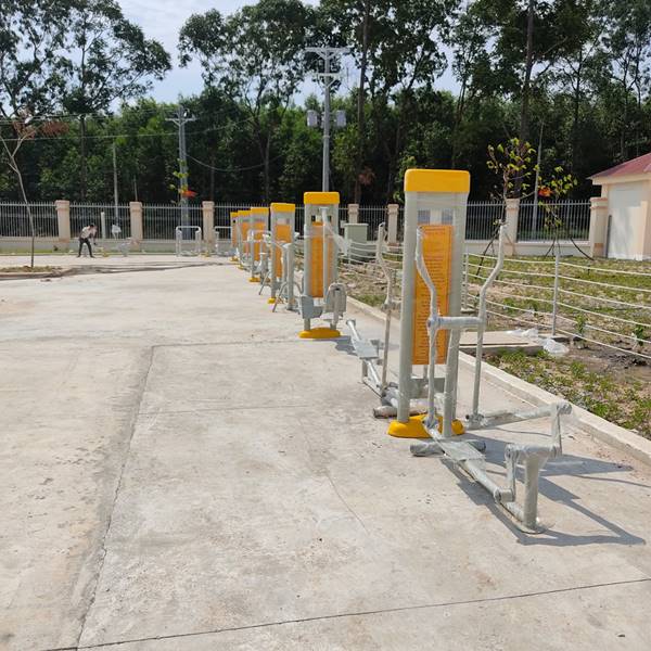 lắp đặt dụng cụ thể thao ngoài trời